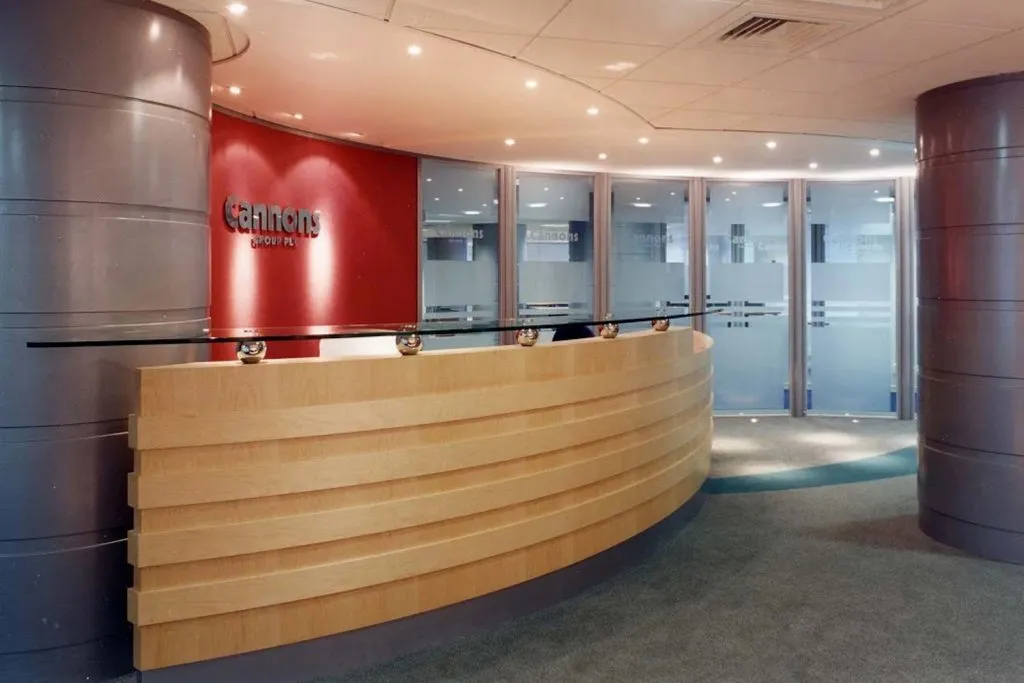 Komfort 600 Series Partitioning