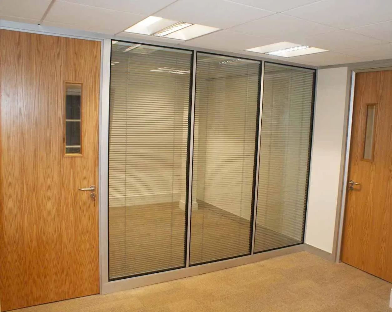 Komfort 600 Series Partitioning